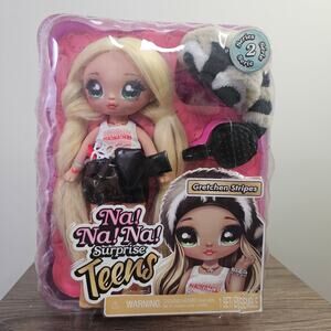 Na! Na! Na! Surprise Teens Fashion Doll – Gretchen Stripes NEW